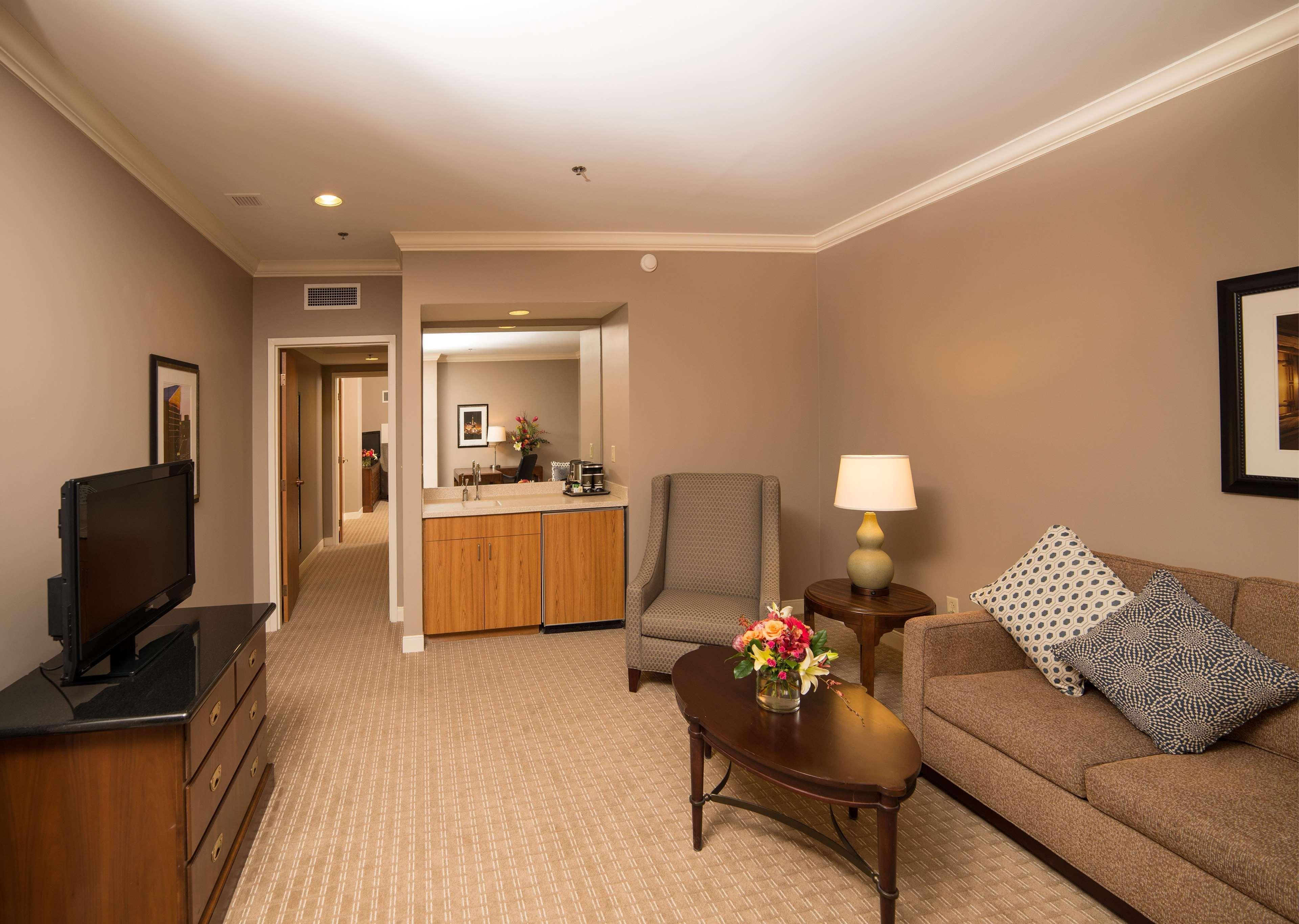 Hilton Indianapolis Hotel & Suites Kültér fotó