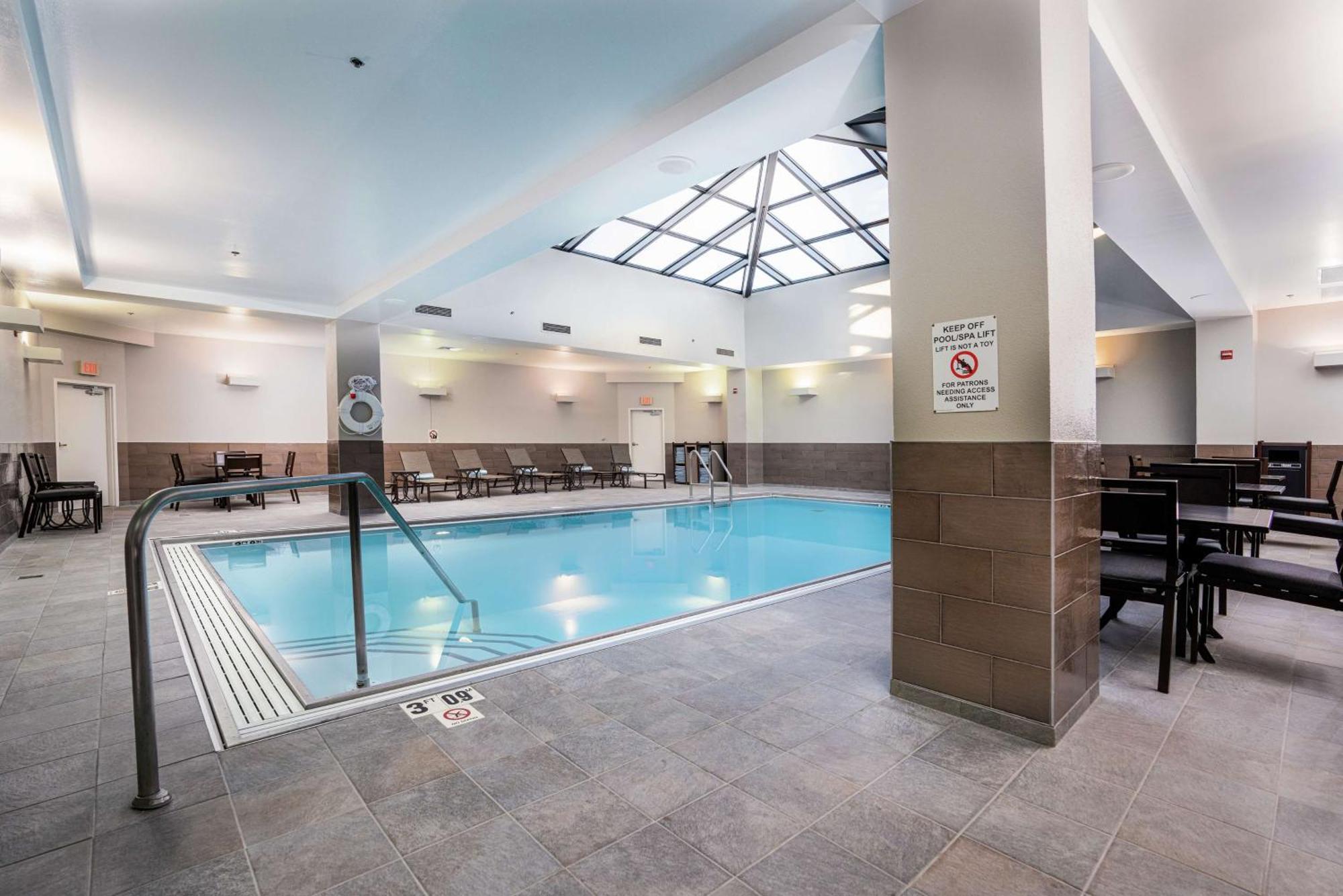 Hilton Indianapolis Hotel & Suites Kültér fotó